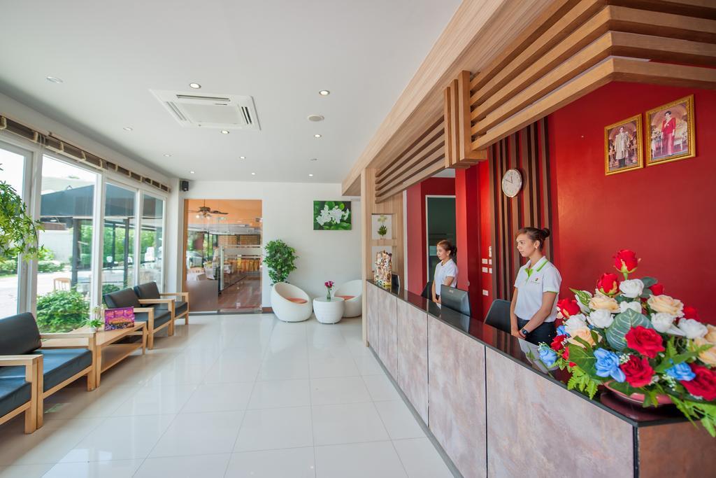 Grand Nai Harn Suites Rawai Eksteriør bilde