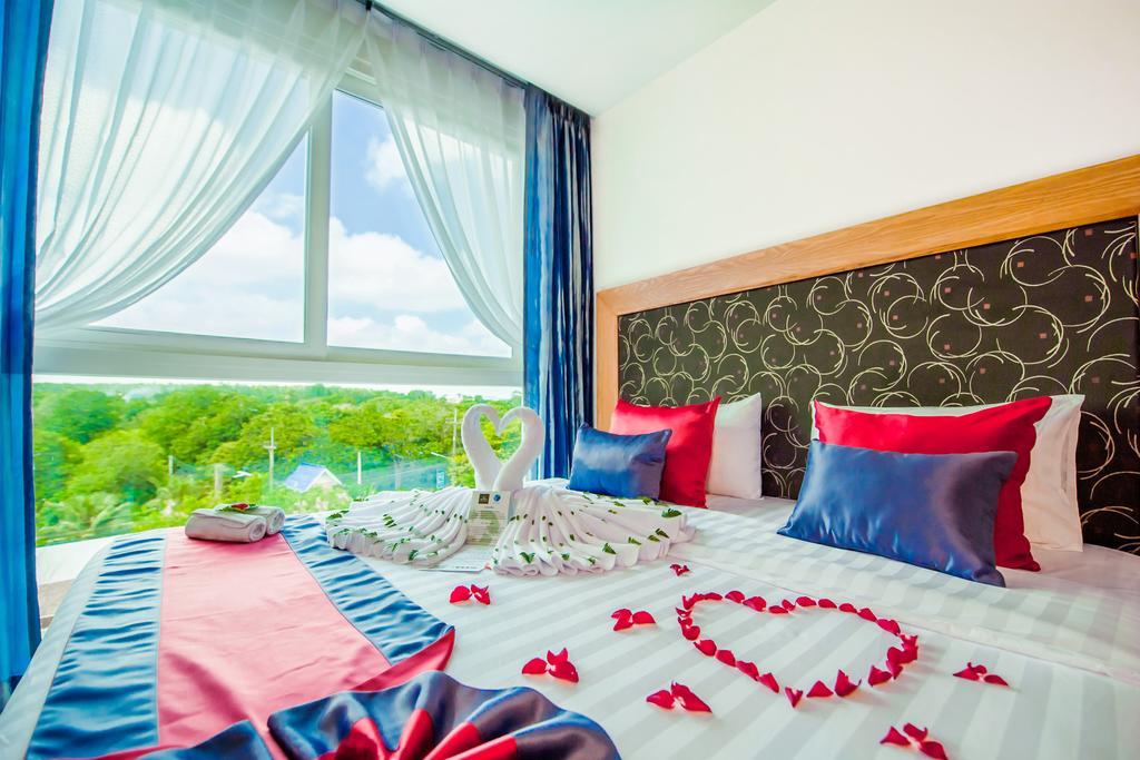 Grand Nai Harn Suites Rawai Eksteriør bilde