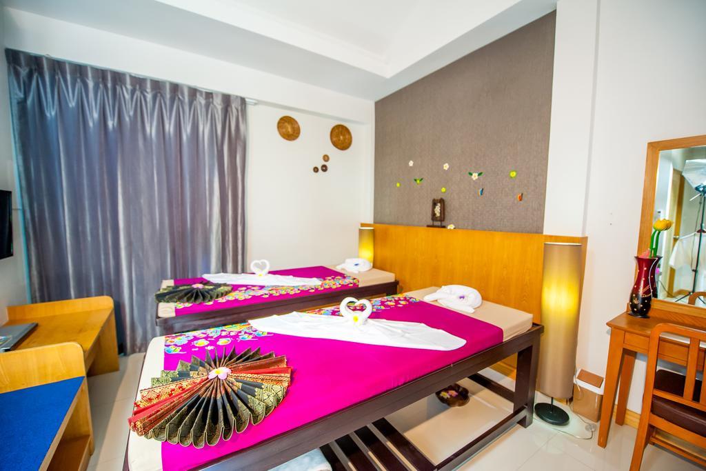 Grand Nai Harn Suites Rawai Eksteriør bilde