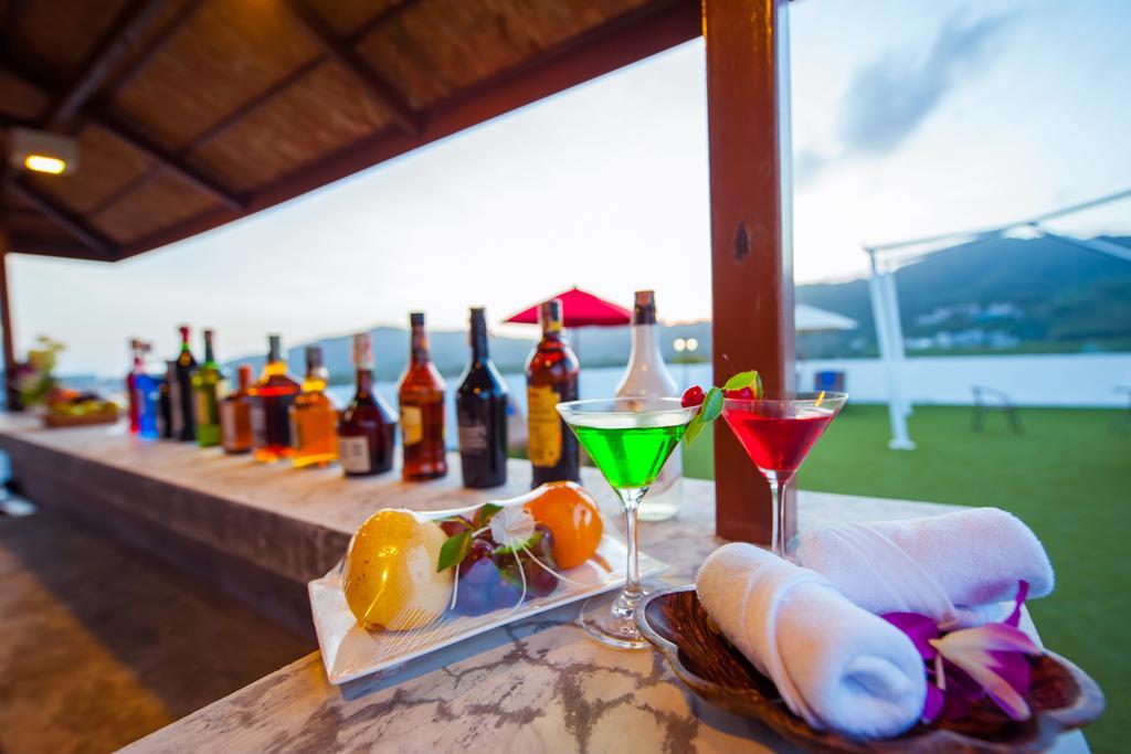 Grand Nai Harn Suites Rawai Eksteriør bilde